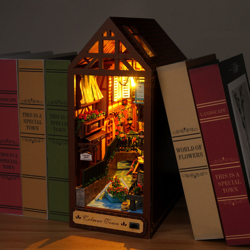 Faiytale Town Booknook LED DIY Miniature